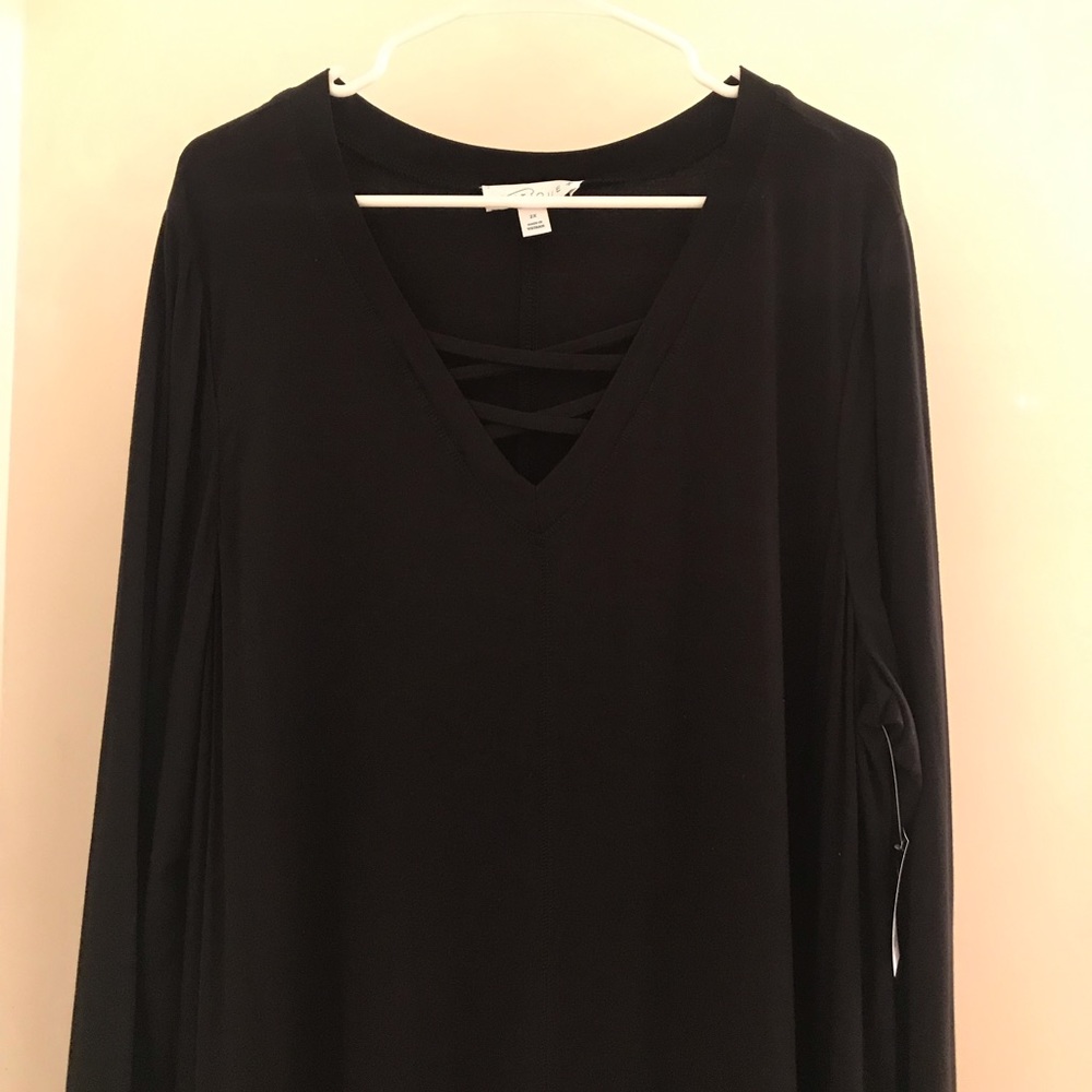 NEW with tags, Black V-Neck Long Sleeve Maxi Dress